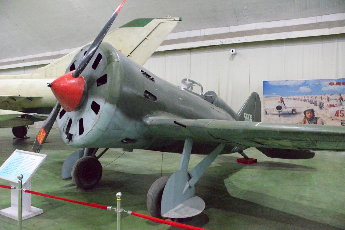 屋内展示（秘密格納庫）その2 | 中国航空博物館