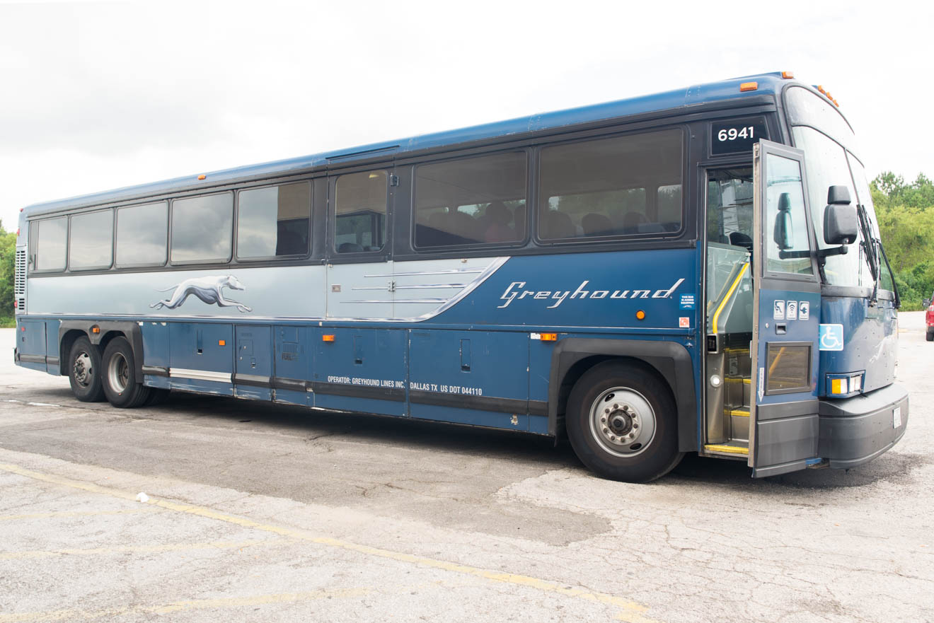 グレイハウンドに乗りました